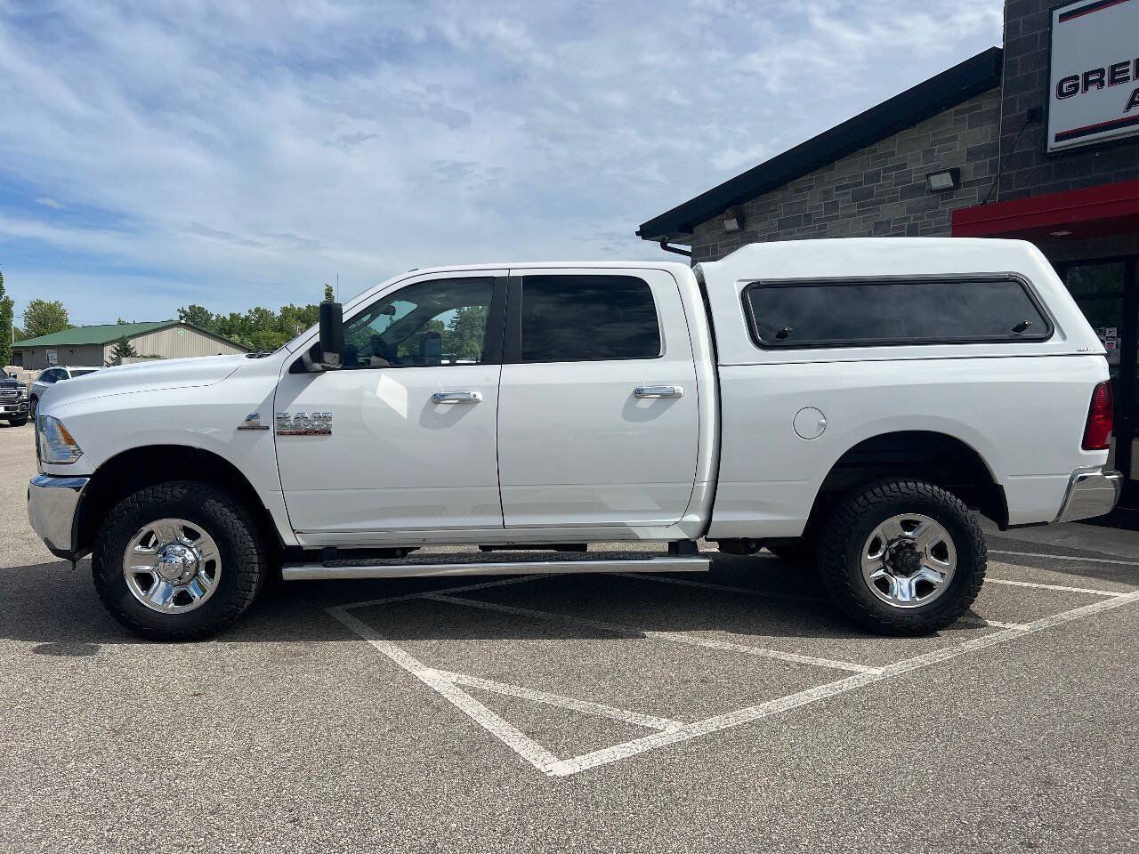 Used 2018 RAM 2500 SLT AWD/4WD image 7