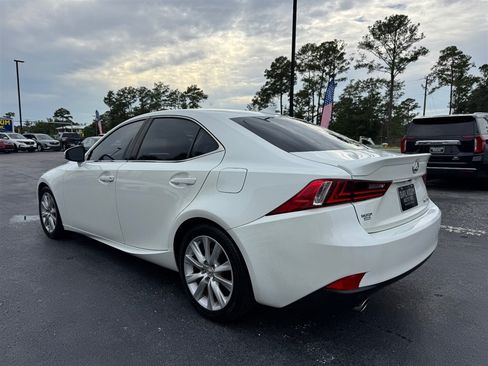 Used 2015 Lexus IS 250 RWD image 6