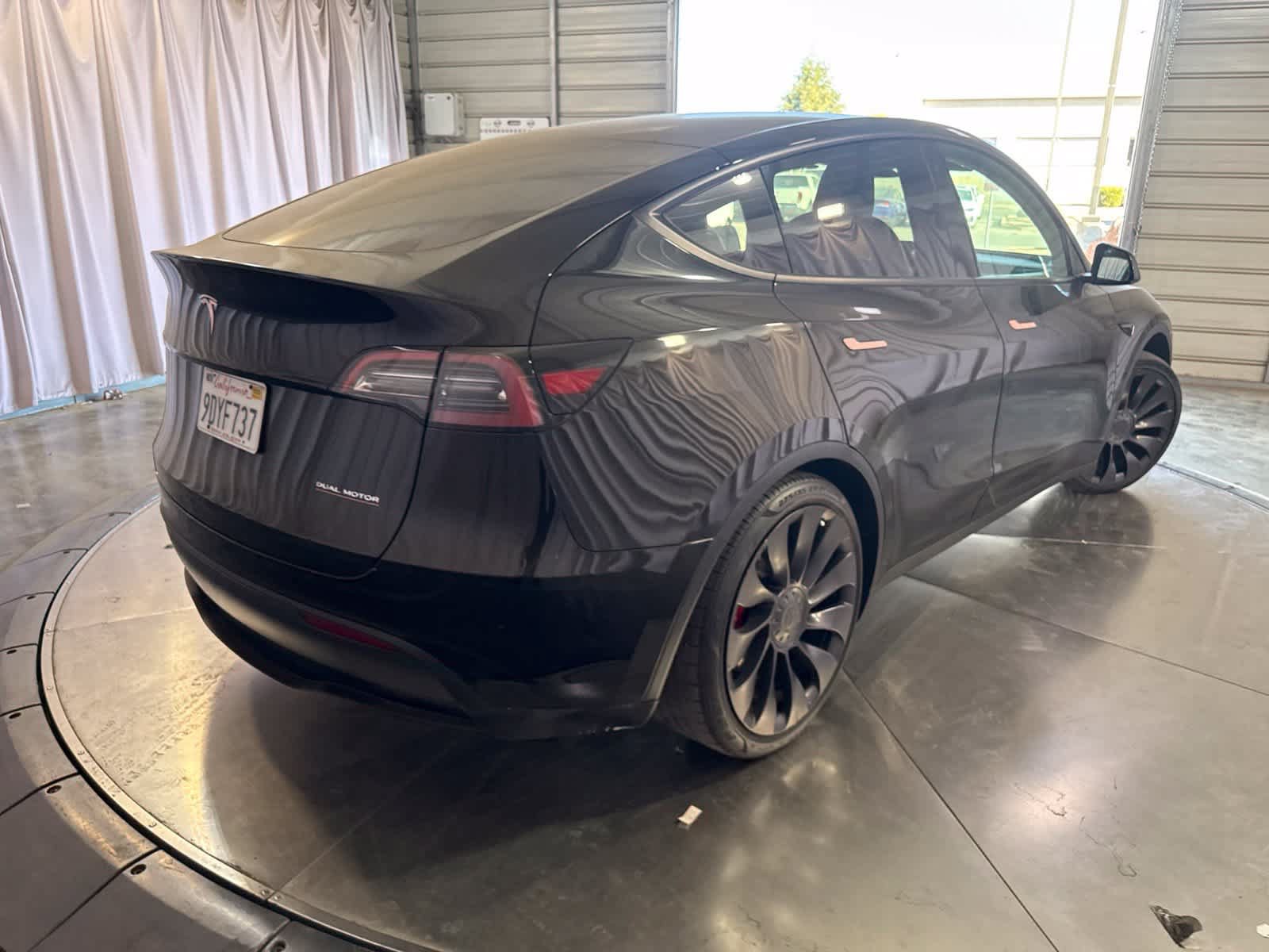 Used 2023 Tesla Model Y Performance AWD/4WD image 5