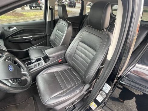 Used 2018 Ford Escape Titanium FWD image 10