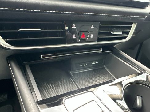 Certified 2024 Volkswagen Atlas SEL AWD/4WD image 66