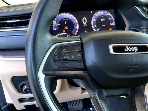 Used 2021 Jeep Grand Cherokee L Limited image 24