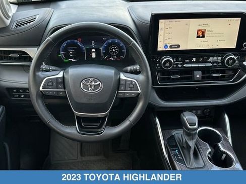 Used 2023 Toyota Highlander Limited AWD/4WD image 15