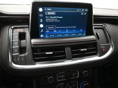 Used 2022 Chevrolet Suburban RST w/ Sport Performance Package image 27