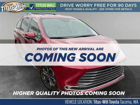 Used 2025 Toyota Sienna Platinum AWD/4WD image 1