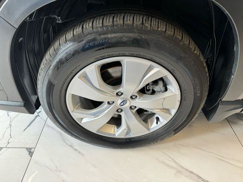 Used 2022 Subaru Ascent 8-Passenger AWD/4WD image 32