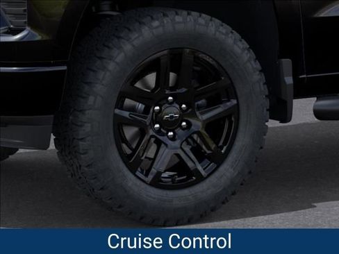 New 2026 Chevrolet Silverado 1500 Custom w/ Turbomax Blackout Package AWD/4WD image 10