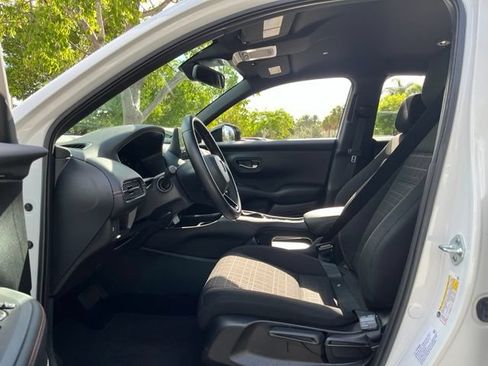 Used 2026 Honda HR-V Sport image 7