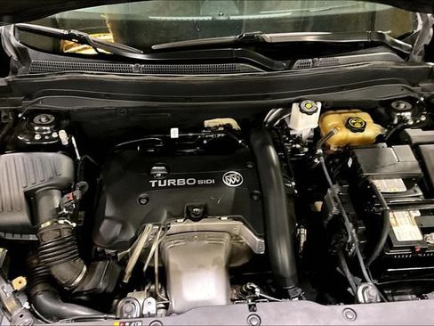 Used 2018 Buick Envision Premium w/ LPO, Hit The Road Package AWD/4WD image 29