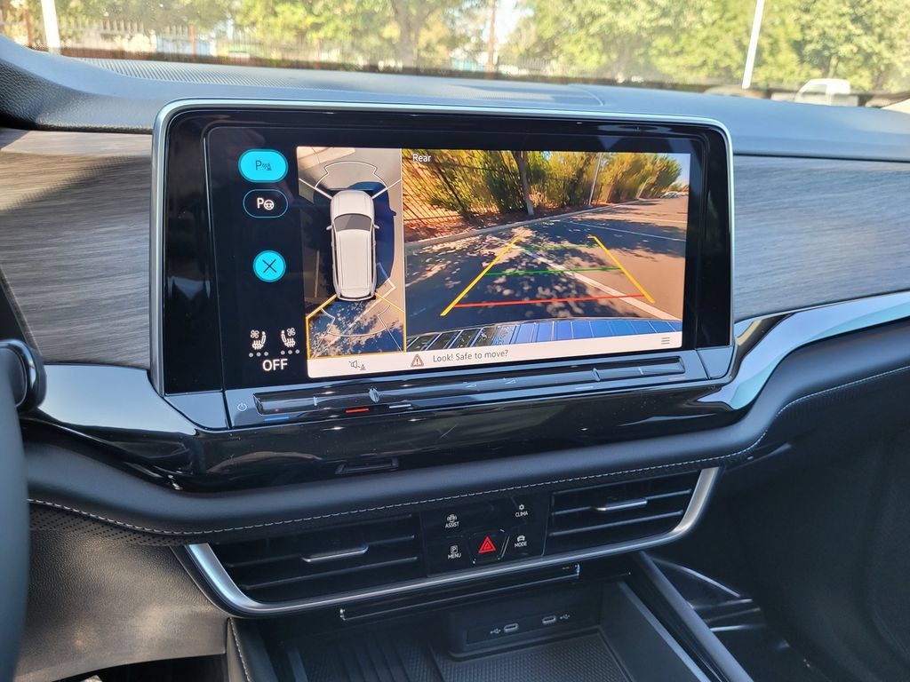 New 2025 Volkswagen Atlas SEL Premium R-Line AWD/4WD image 18