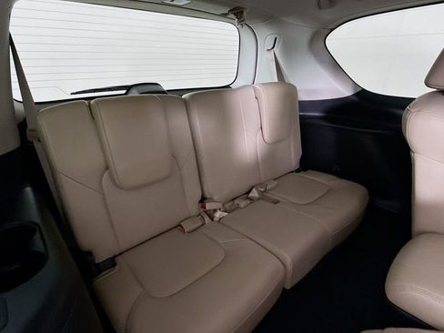 Used 2020 Nissan Armada SL w/ Premium Package image 32