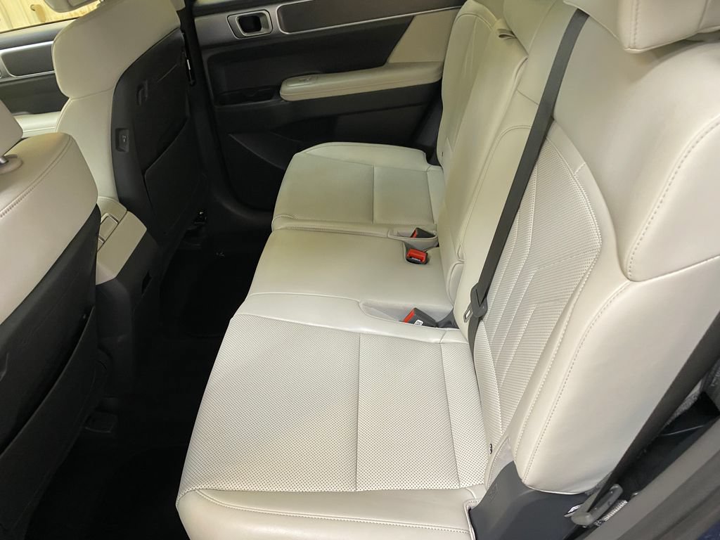 Used 2026 Hyundai Santa Fe SEL AWD/4WD image 24