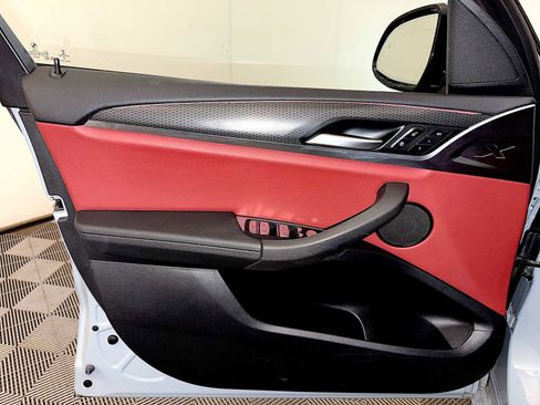 Certified 2023 BMW X3 xDrive30i w/ M Sport Package image 11