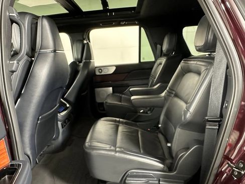 Used 2024 Lincoln Navigator L Reserve AWD/4WD image 20