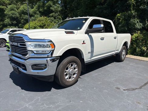 Used 2021 RAM 2500 Laramie AWD/4WD image 2