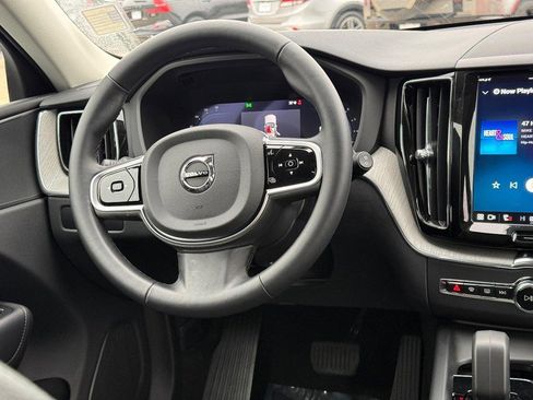 Certified 2025 Volvo XC60 B5 Plus image 13
