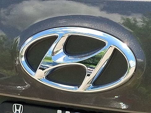 Used 2014 Hyundai Santa Fe Sport AWD/4WD image 29