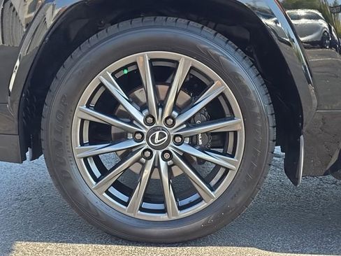 Used 2024 Lexus LX 600 F Sport image 11