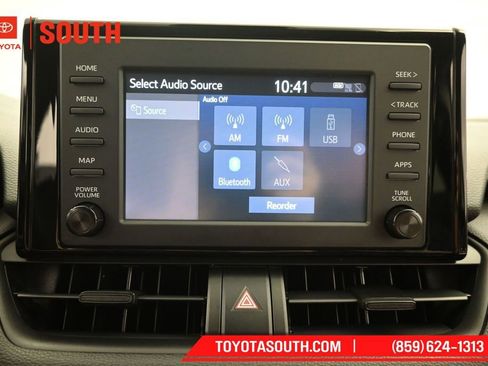 Used 2019 Toyota RAV4 LE w/ All Weather Liner Package AWD/4WD image 15