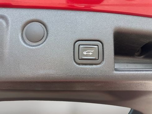 Used 2020 Chevrolet Equinox LT AWD/4WD image 14