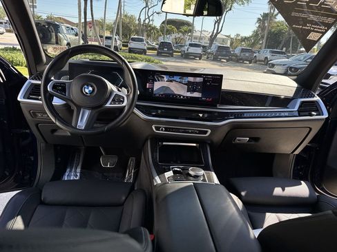 Used 2024 BMW X5 xDrive40i w/ M Sport Package AWD/4WD image 36