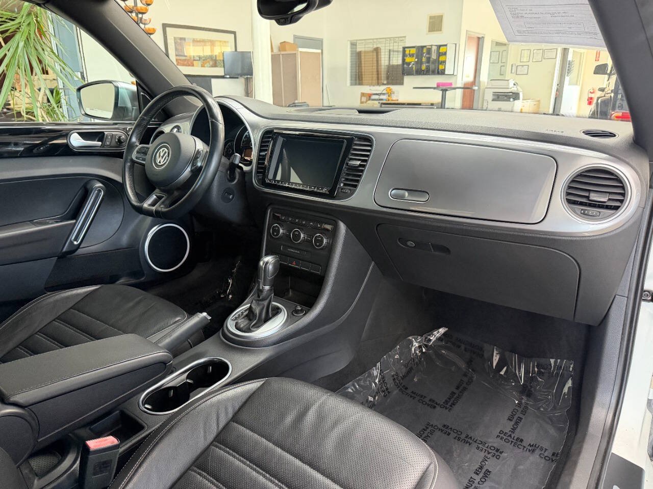 Used 2014 Volkswagen Beetle 1.8T FWD image 15