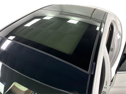 Used 2018 Mercedes-Benz C 300 4MATIC Sedan image 13