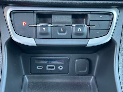 Used 2022 GMC Terrain SLT w/ Elevation Edition AWD/4WD image 14
