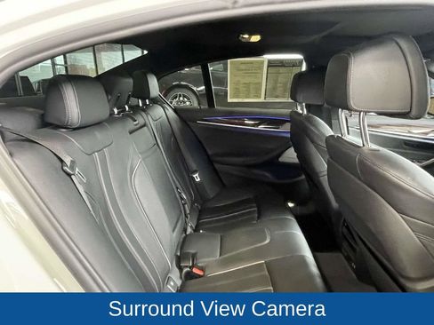 Used 2022 BMW M550i xDrive image 16