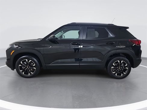 Certified 2023 Chevrolet TrailBlazer LT w/ Convenience Package image 11