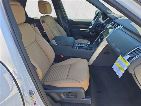 New 2026 Land Rover Discovery Dynamic SE AWD/4WD image 10