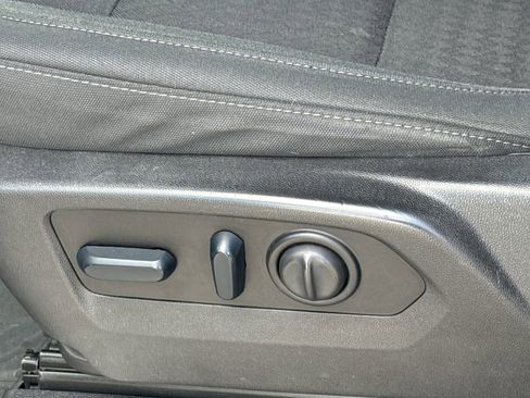 Used 2023 Chevrolet Silverado 2500 LT w/ Convenience Package image 24