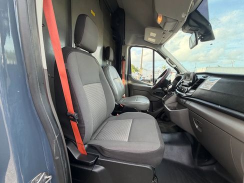 Used 2020 Ford Transit 250 148 High Roof Extended RWD image 18