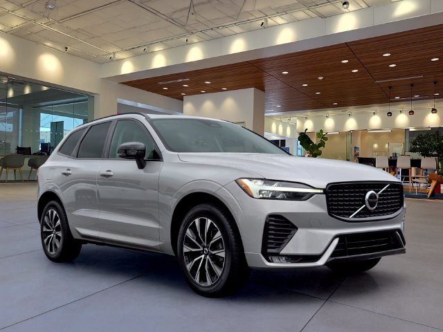 Certified 2024 Volvo XC60 B5 Core w/ Protection Package Premier AWD/4WD image 32