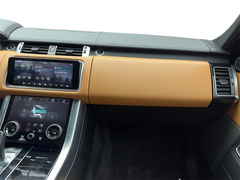 Used 2021 Land Rover Range Rover Sport HSE Dynamic image 19
