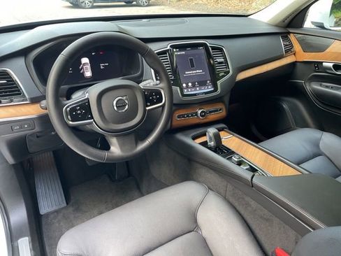 Used 2024 Volvo XC90 T8 Plus AWD/4WD image 17