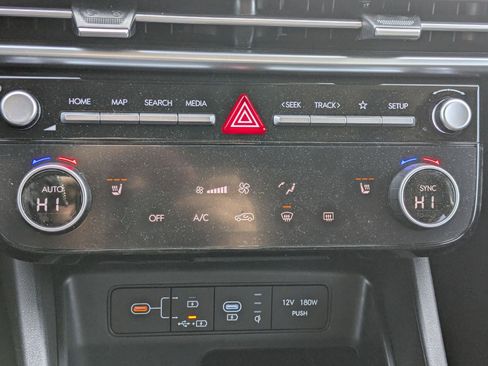 Certified 2025 Hyundai Tucson SEL image 25