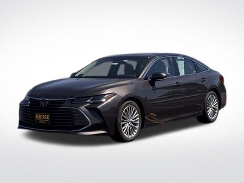 Used 2019 Toyota Avalon Limited w/ Advanced Safety Package FWD image 36