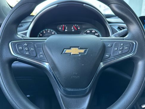 Used 2024 Chevrolet Malibu LT image 33