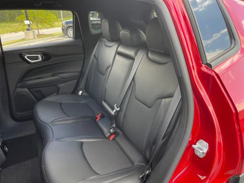 New 2026 Jeep Compass Latitude AWD/4WD image 39