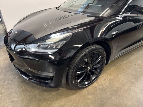 Used 2018 Tesla Model 3 Long Range image 4