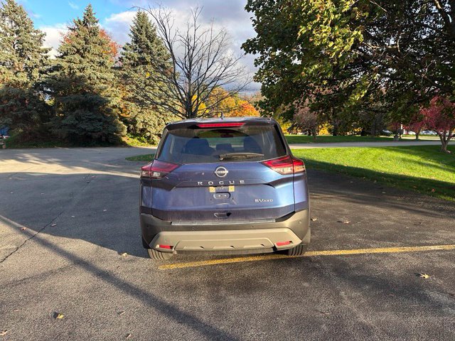 Used 2023 Nissan Rogue SV AWD/4WD image 4