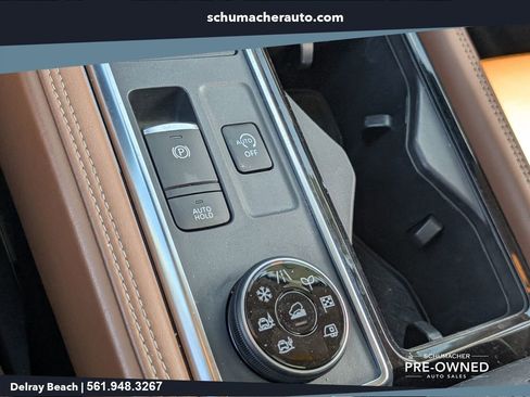 Used 2023 Nissan Pathfinder Platinum w/ Cargo Package AWD/4WD image 22