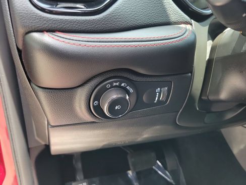 Used 2023 Dodge Durango R/T RWD image 22