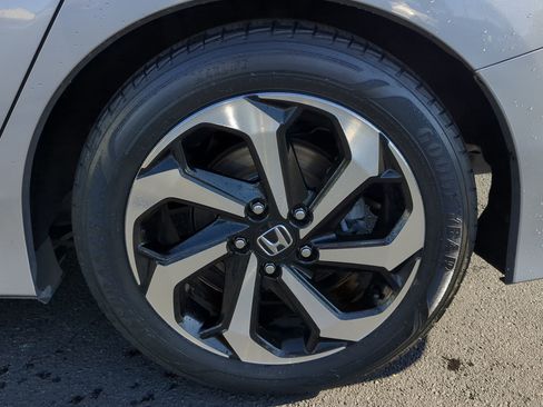 Used 2017 Honda Accord EX-L image 34