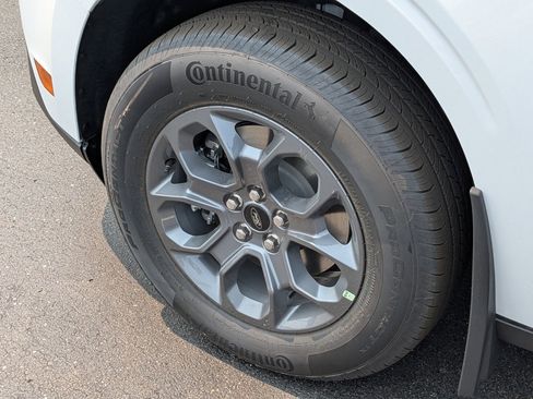 New 2025 Ford Maverick XLT w/ XLT Luxury Package FWD image 11