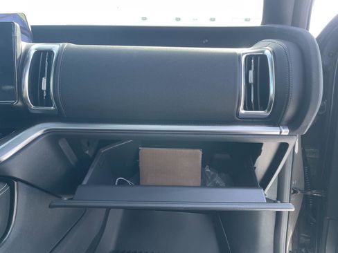 New 2026 Ford Expedition Platinum w/ Stealth Performance Package image 37