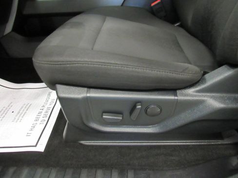 Used 2019 Ford F150 XLT w/ Equipment Group 302A Luxury AWD/4WD image 32