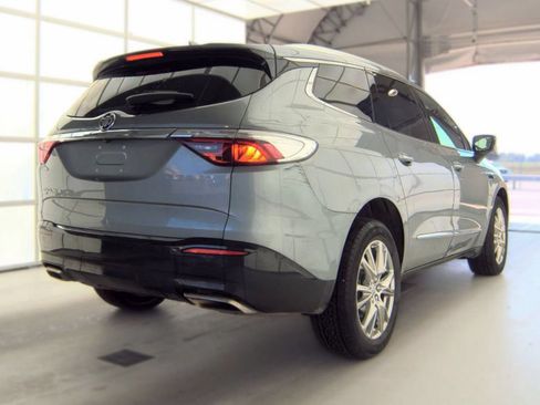Used 2023 Buick Enclave Essence w/ Experience Buick Package AWD/4WD image 4