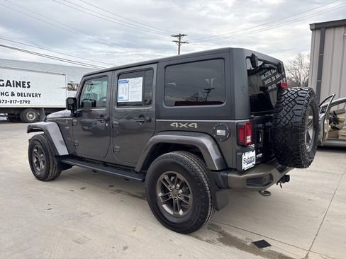 Used 2017 Jeep Wrangler Unlimited Sahara image 5